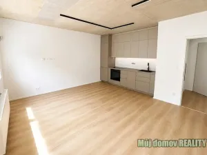 Pronájem bytu 2+kk, Praha - Hrdlořezy, Českobrodská, 55 m2