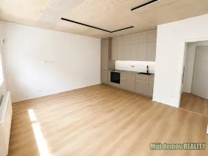Pronájem bytu 2+kk, Praha - Hrdlořezy, Českobrodská, 55 m2