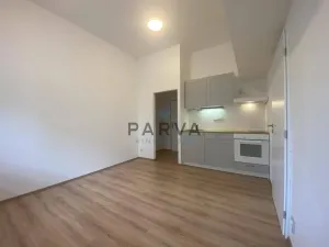 Prodej bytu 2+kk, Kladno, náměstí Sítná, 30 m2
