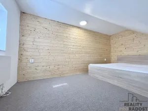 Pronájem bytu 2+kk, Ústín, 36 m2