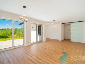 Prodej bytu 4+kk, Kamenný Újezd, 112 m2