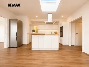 Pronájem bytu 5+kk, Plzeň, U Borských kasáren, 114 m2