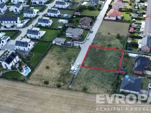 Prodej pozemku pro bydlení, Veleň, 902 m2