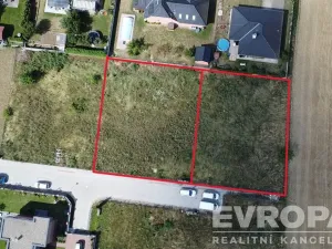 Prodej pozemku pro bydlení, Veleň, 902 m2