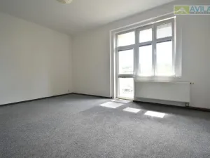 Pronájem bytu 3+1, Praha - Libeň, Na kopečku, 84 m2