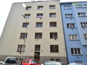 Pronájem bytu 3+1, Praha - Libeň, Na kopečku, 84 m2