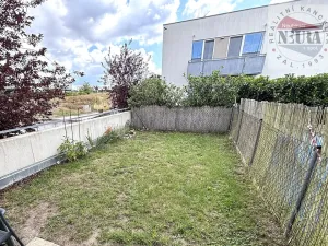 Pronájem bytu 1+kk, Praha - Dolní Počernice, Za luhem, 24 m2