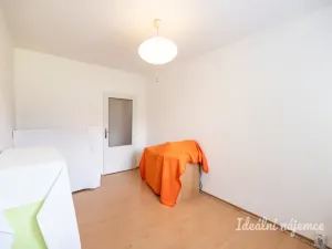 Pronájem bytu 2+kk, Praha, Boháčova, 43 m2