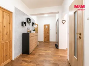 Prodej bytu 3+1, Kamenický Šenov, Pískovec I, 90 m2