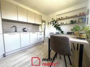 Prodej bytu 2+1, Olomouc - Hejčín, Ladova, 62 m2