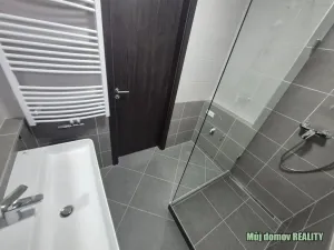 Pronájem bytu 4+kk, Praha - Prosek, Čakovická, 83 m2