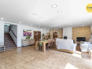Prodej vícegeneračního domu, Morávka, 708 m2