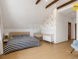 Prodej vícegeneračního domu, Morávka, 708 m2