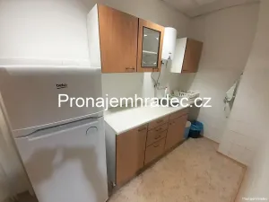 Pronájem kanceláře, Hradec Králové, Československé armády, 31 m2