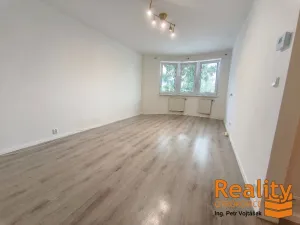 Pronájem bytu 2+1, Otrokovice, Školní, 56 m2