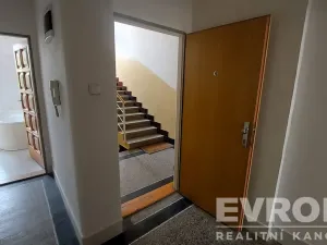 Pronájem kanceláře, Praha - Zbraslav, Žitavského, 65 m2