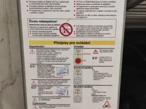 Pronájem garážového stání, Karlovy Vary, Zámecký vrch, 21 m2