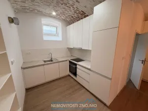 Pronájem bytu 2+kk, Znojmo, Palackého, 55 m2