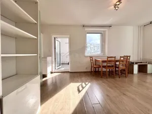 Pronájem bytu 2+kk, Praha - Hloubětín, Kukelská, 42 m2