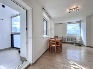 Pronájem bytu 2+kk, Praha - Hloubětín, Kukelská, 42 m2