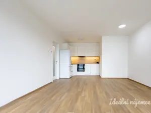 Pronájem bytu 2+kk, Praha - Troja, Mazurská, 59 m2