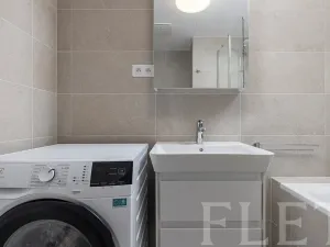 Pronájem bytu 1+kk, Praha - Chodov, Nebřenická, 37 m2