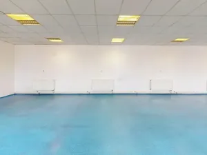 Pronájem kanceláře, Hradec Králové, Akademika Bedrny, 470 m2