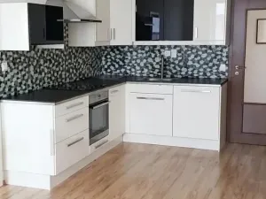 Pronájem bytu 2+kk, Praha - Vysočany, Freyova, 46 m2
