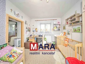 Prodej rodinného domu, Charváty, 140 m2