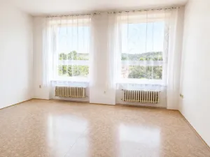 Pronájem ordinace, Karlovy Vary, Kpt. Jaroše, 79 m2