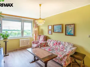 Prodej bytu 3+1, Praha - Kyje, Bajgarova, 68 m2
