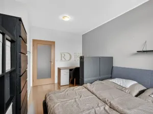 Pronájem bytu 2+kk, Praha - Michle, Novobohdalecká, 40 m2