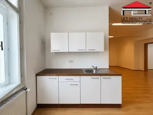 Pronájem kanceláře, Brno, Jakubské náměstí, 87 m2