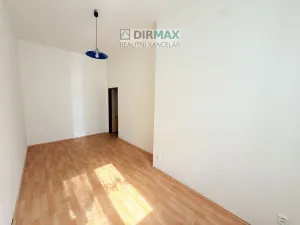 Pronájem bytu 3+1, Plzeň, U Tržiště, 81 m2