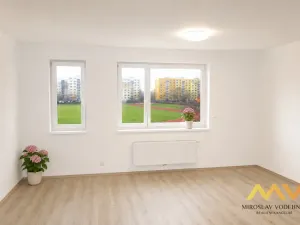 Pronájem bytu 1+kk, Hradec Králové - Nový Hradec Králové, Jana Masaryka, 38 m2