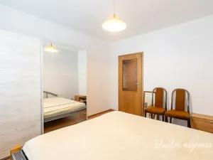 Pronájem bytu 1+1, České Budějovice - České Budějovice 2, Na Zlaté stoce, 45 m2