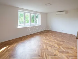 Pronájem bytu 2+kk, Praha - Žižkov, Na Balkáně, 45 m2