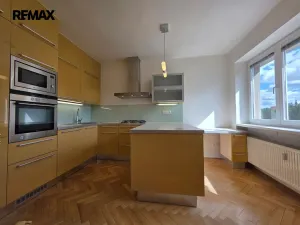 Pronájem bytu 3+kk, Olomouc - Lazce, Zamykalova, 82 m2