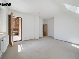 Prodej rodinného domu, Karlovy Vary, Slovenská, 98 m2