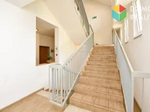 Prodej bytu 1+kk, Beroun - Beroun-Město, V Hlinkách, 32 m2