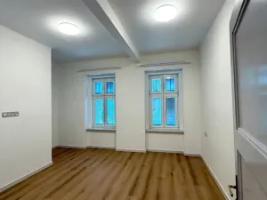 Pronájem bytu 3+kk, Cheb, Karlova, 68 m2