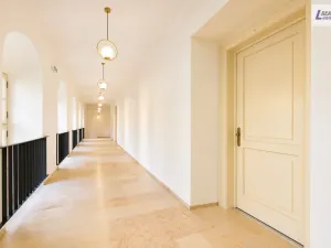 Pronájem bytu 1+kk, Jince, Slavíkova, 27 m2