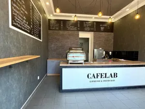 Pronájem obchodního prostoru, Cheb, Májová, 35 m2
