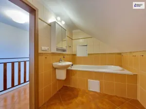 Pronájem rodinného domu, Příbram - Žežice, 172 m2