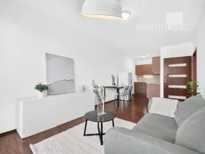 Prodej bytu 2+kk, Praha - Kobylisy, Famfulíkova, 43 m2