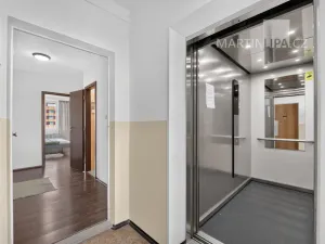 Prodej bytu 2+kk, Praha - Kobylisy, Famfulíkova, 43 m2