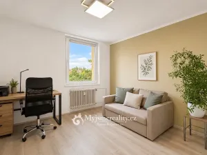 Prodej bytu 3+1, Znojmo, Aninská, 69 m2