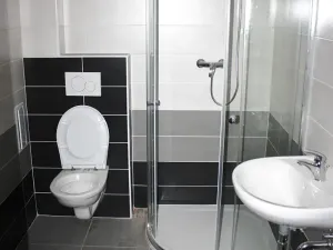 Pronájem bytu 2+kk, Praha - Holešovice, Dělnická, 45 m2