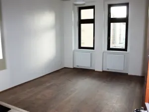 Pronájem bytu 2+kk, Praha - Holešovice, Dělnická, 45 m2