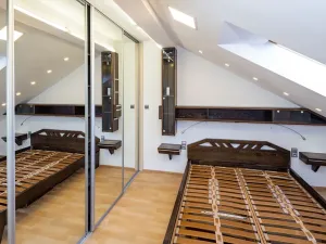 Pronájem bytu 2+kk, Opava, Mánesova, 48 m2